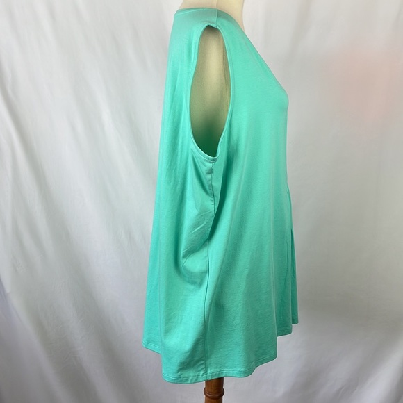 Lands' End Mint Green Front Pleated Tank Top - Size XL - Picture 7 of 10